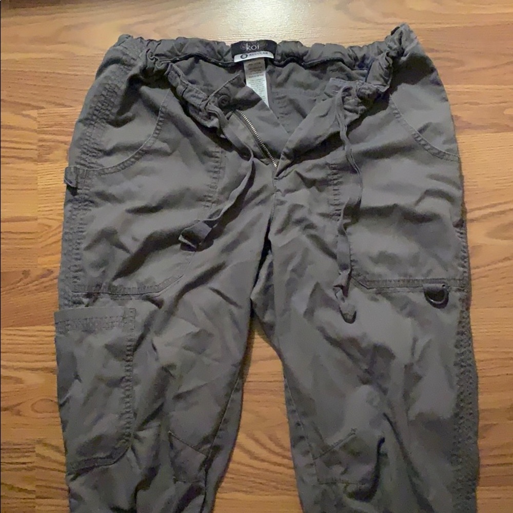 Scrub pants